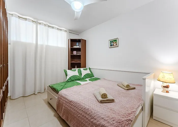 Fantastic View Apartment *